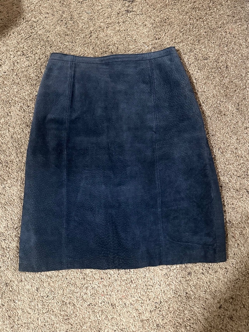 Vintage women's 100% suede leather mini pencil skirt